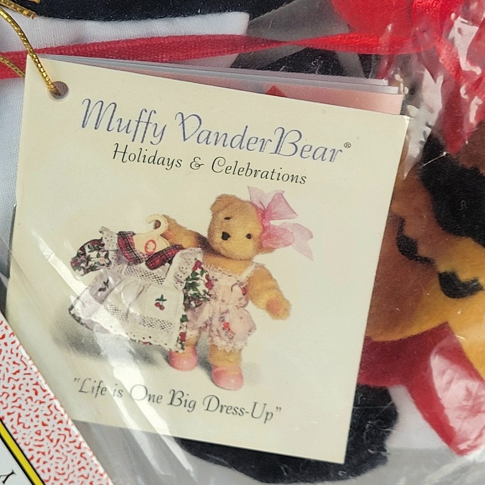 The Muffy Collection Muffy Pilgrim Outfit Muffy VanderBear Holiday NEW - Picture 7 of 8